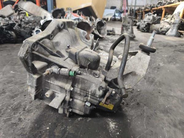 BOITE DE VITESSE MANUEL RENAULT MASTER / OPEL MOVANO / NISSAN INTERSTAR 2.5DTI / DCI -2010 - Vue 5